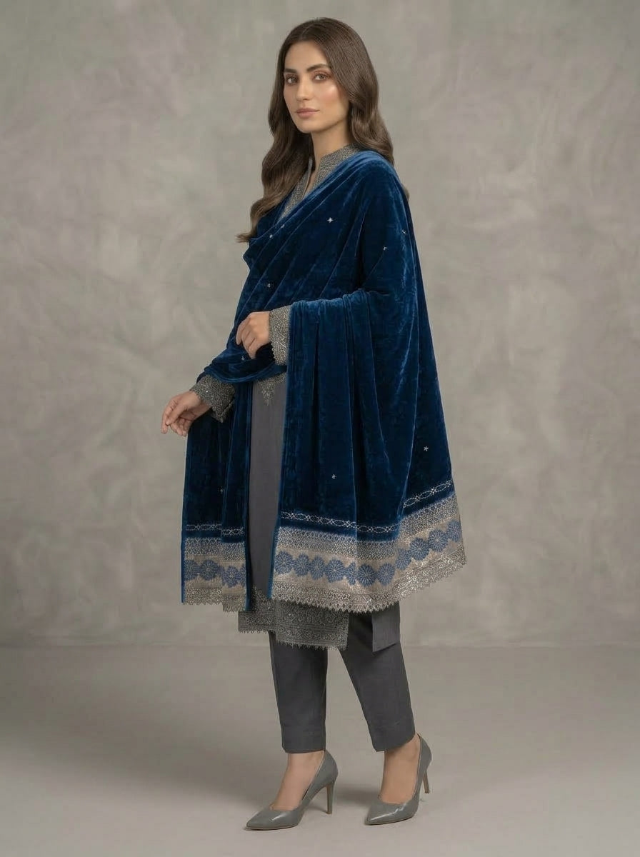 Velvet Shawl with Elegant Lace Border – Premium Winter Shawl