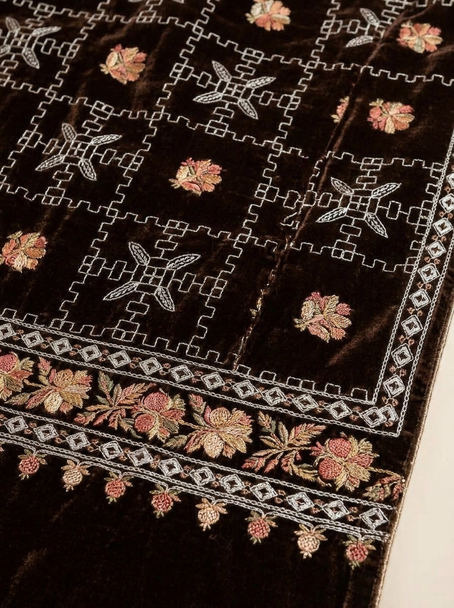 Luxury Embroidered Velvet Shawl – Elegant Full Shawl for Women