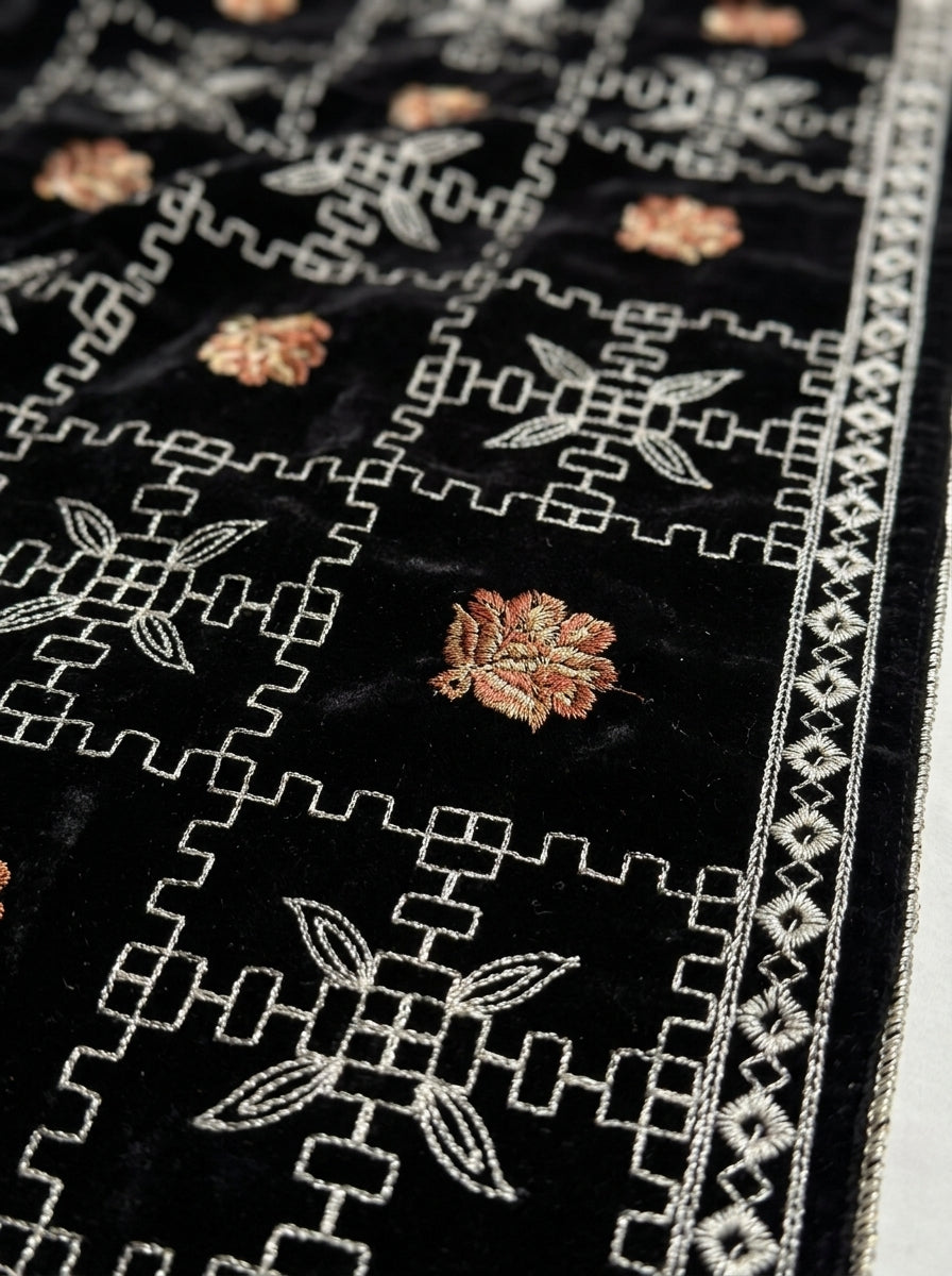 Luxury Embroidered Velvet Shawl – Elegant Full Shawl for Women